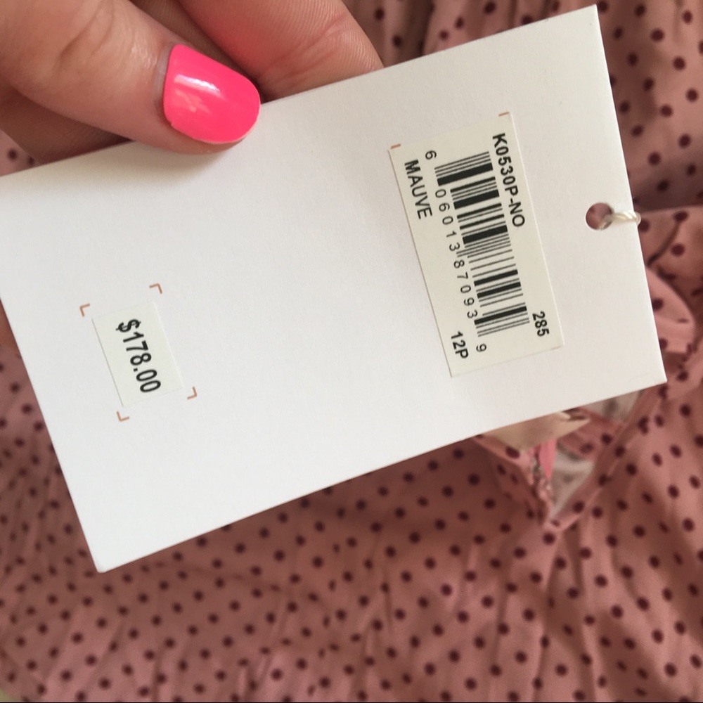 ❗️LASTCALL NWT Gal Meets Glam Corinne Dot Dress - Picture 13 of 14